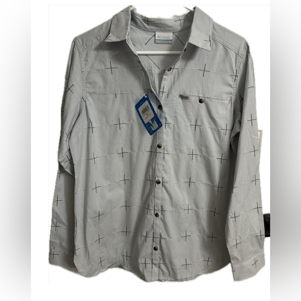 NWT Columbia Women's button up shirt